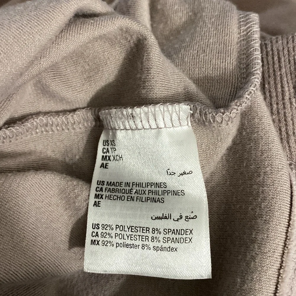 NWOT Alfani woman’s size xs top and pants set - Picture 7 of 7